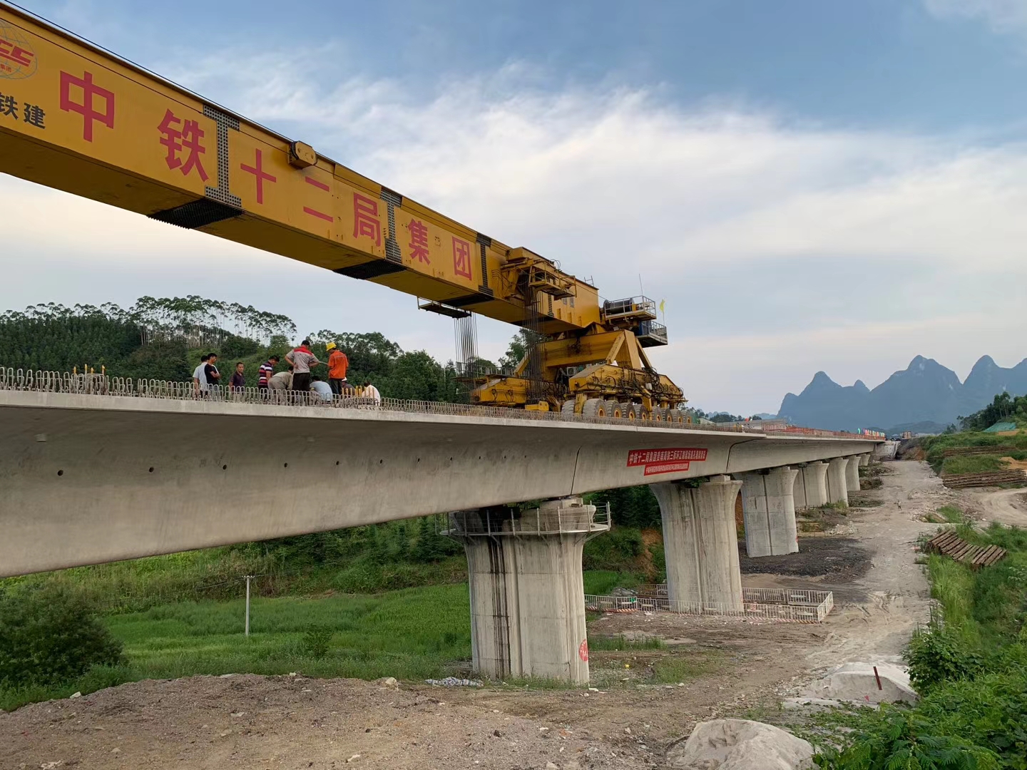 松江预应力加固在公路桥梁施工应用